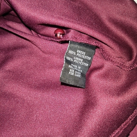 A. BYER Burgundy Lace Mini Dress size M - Picture 8 of 10